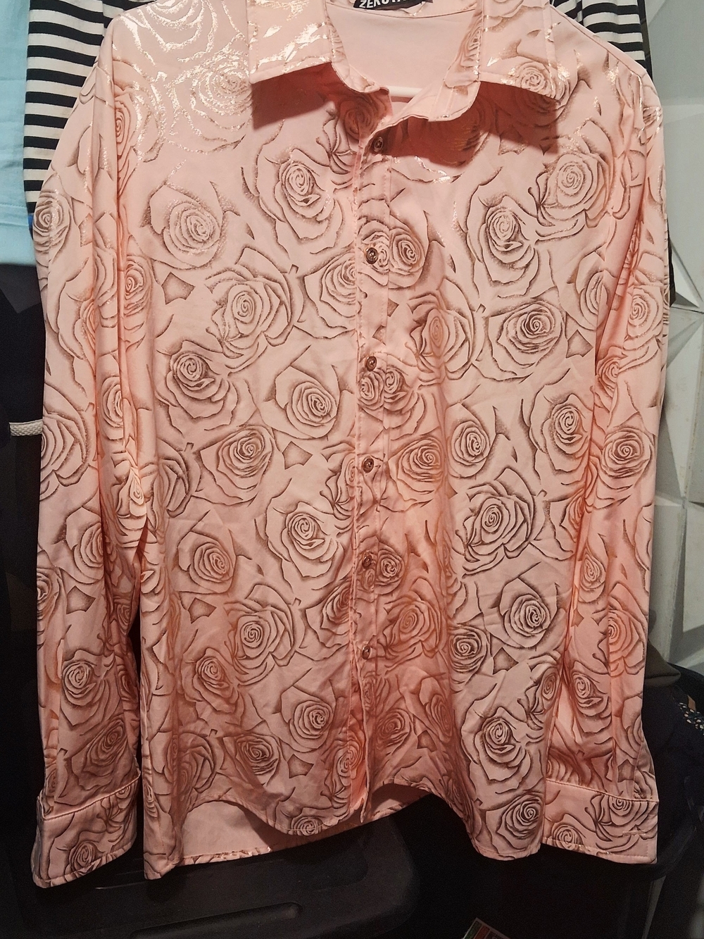 ZEROYAA Men's Rose Gold Shiny Floral Printed Button-Down Shirt - Picture 2 of 2